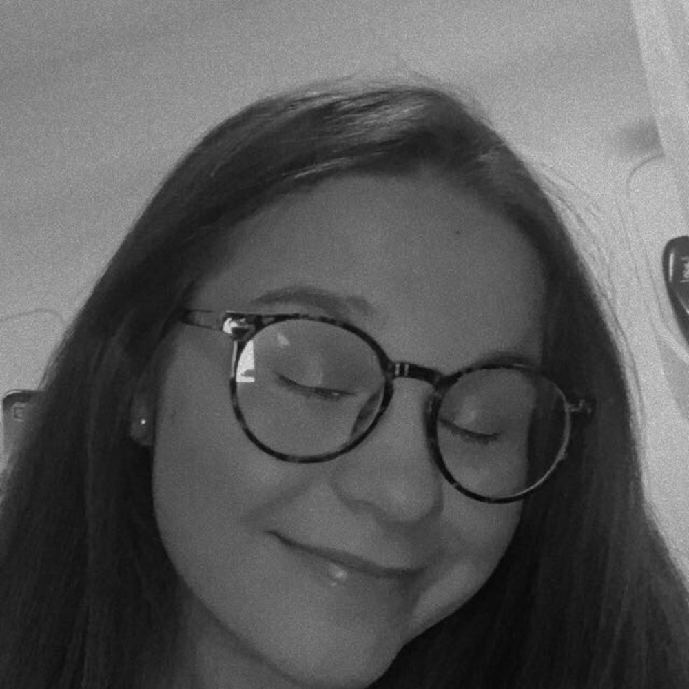 Meet your Posher, Marissa